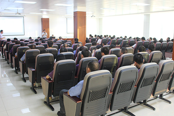 2014年9月28日開平市安迪衛(wèi)浴實業(yè)有限公司管理升級總結大會順利召開