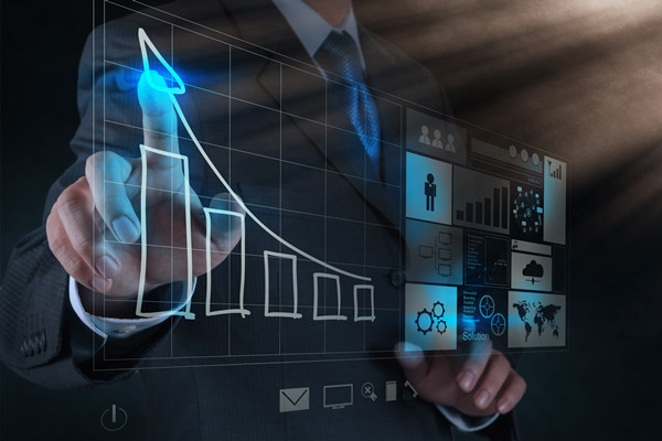 如何利用大數(shù)據(jù)驅(qū)動(dòng)企業(yè)戰(zhàn)略決策？