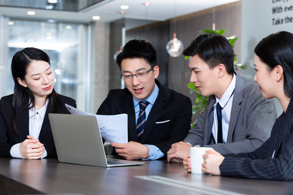 員工關(guān)系管理：減少?zèng)_突，提升員工滿意度