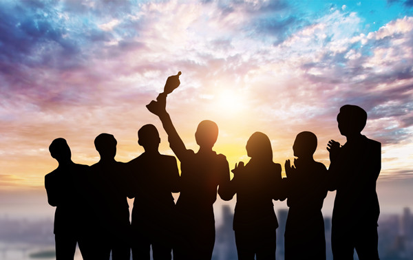 集團內(nèi)部控制：完善內(nèi)部控制體系，確保集團合規(guī)運營