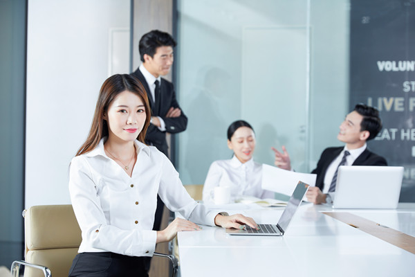 年度經(jīng)營計劃：聚焦核心業(yè)務(wù)，提升核心競爭力