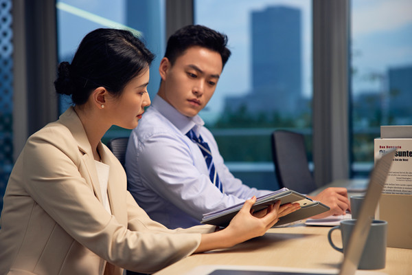 以客戶為中心的績(jī)效管理：關(guān)注客戶需求，提升滿意度