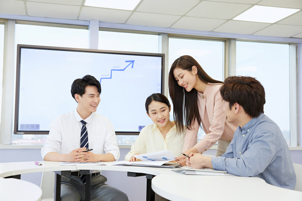 戰(zhàn)略布局：引領企業(yè)走向成功的年度經營計劃