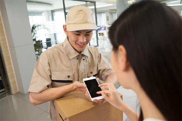 品牌與消費(fèi)者關(guān)系：建立深厚聯(lián)系，提升忠誠(chéng)度