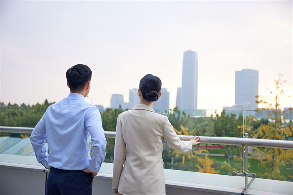 福利政策規(guī)劃：提供福利保障，增強(qiáng)員工忠誠度