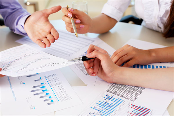 聚焦核心業(yè)務(wù)，優(yōu)化經(jīng)營計劃，推動企業(yè)高質(zhì)量發(fā)展