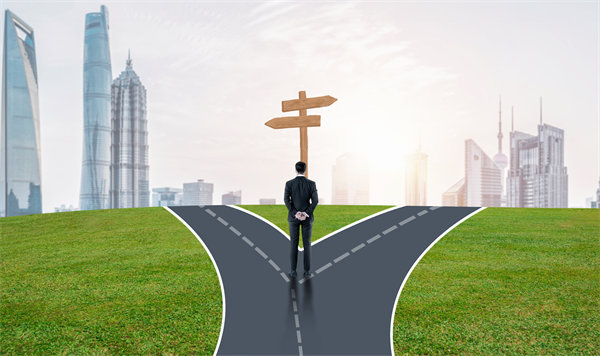 如果一家企業(yè)沒有明確的經(jīng)營戰(zhàn)略，會(huì)有什么樣的風(fēng)險(xiǎn)？