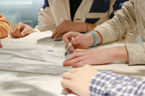 強化企業(yè)管理培訓，提升員工素質，打造高效團隊