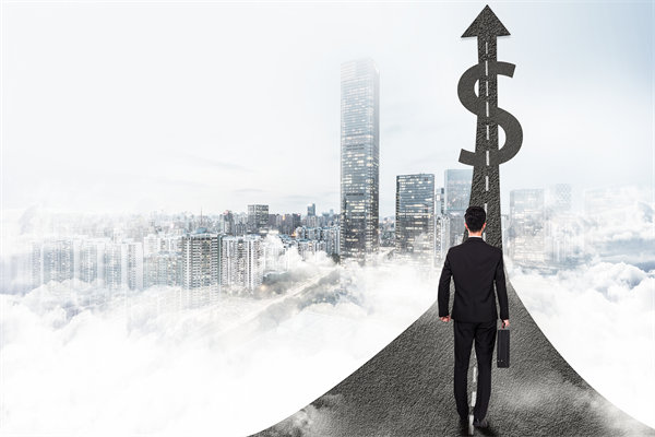 在制定薪酬策略時應(yīng)首先考慮的是員工的個人需求嗎？