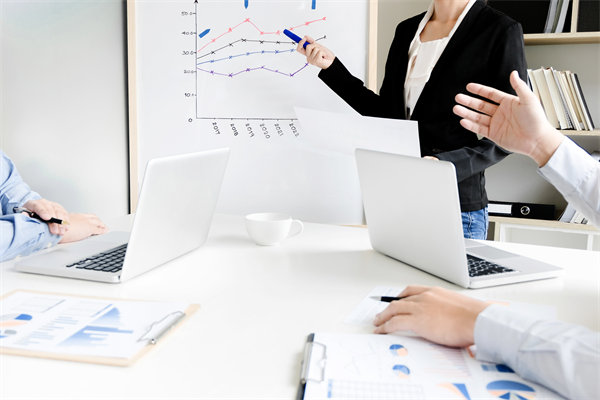 如何設(shè)計科學的薪酬績效以激勵員工持續(xù)高效工作？