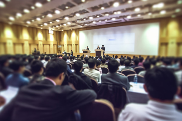 面對人才流失，企業(yè)應(yīng)采取哪些策略留住關(guān)鍵員工？