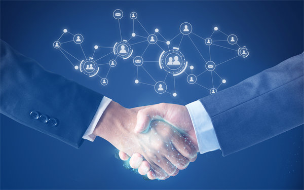 面對(duì)團(tuán)隊(duì)多樣性，如何制定個(gè)性化的績(jī)效提升計(jì)劃？