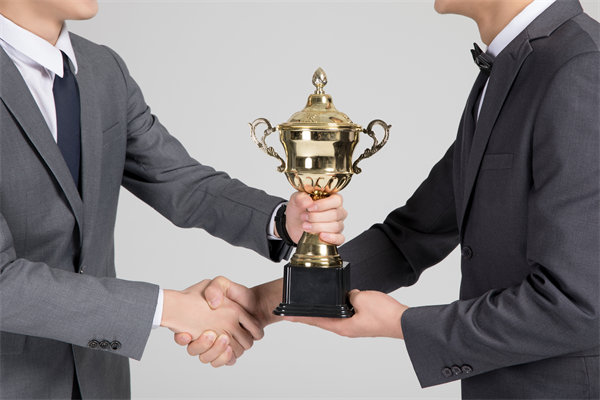 人才流失對企業(yè)管理的挑戰(zhàn)及應(yīng)對策略？