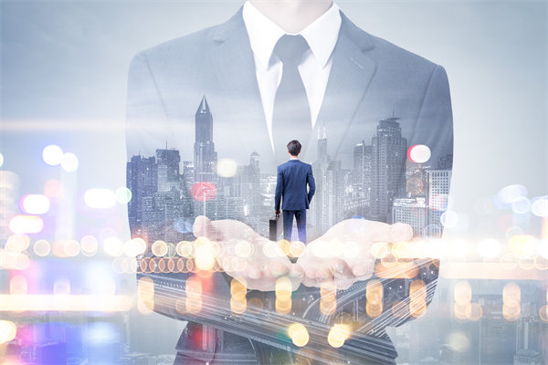 集團(tuán)管控如何平衡創(chuàng)新與穩(wěn)定，推動(dòng)可持續(xù)發(fā)展？