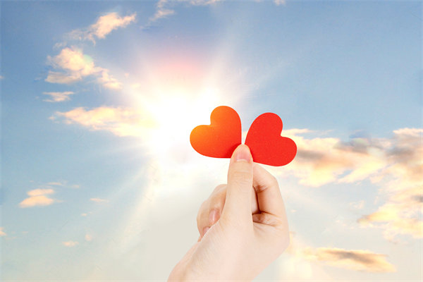 企業(yè)社會責(zé)任：如何在追求利潤的同時(shí)實(shí)現(xiàn)社會價(jià)值？