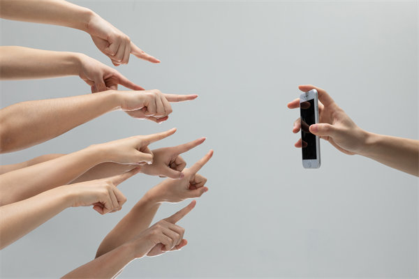 品牌危機(jī)公關(guān)：面對(duì)負(fù)面輿論，如何有效轉(zhuǎn)危為安？