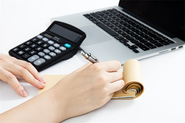 如何運用數(shù)字化工具提升預(yù)算管理效率與透明度？