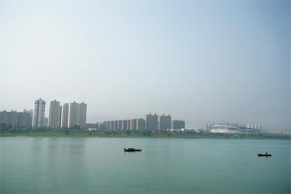 管理咨詢?nèi)绾沃χ曛奁髽I(yè)解決運營難題？