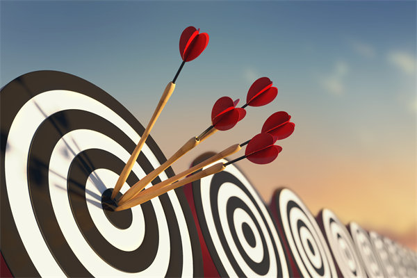 制定年度預(yù)算時(shí)，如何兼顧創(chuàng)新投入與成本控制？