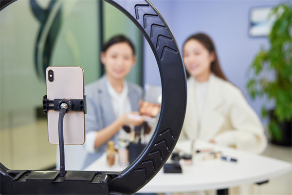 如何制定有效的營(yíng)銷(xiāo)策略，以提升品牌影響力？