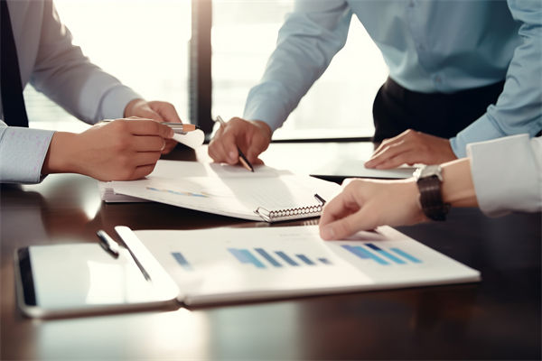 如何確保薪酬績效體系公平透明，增強員工信任？