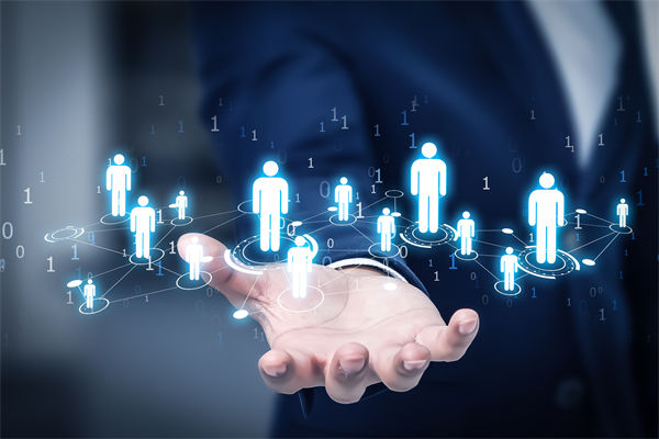 面對市場快速變化，組織規(guī)劃如何保持靈活性與前瞻性？