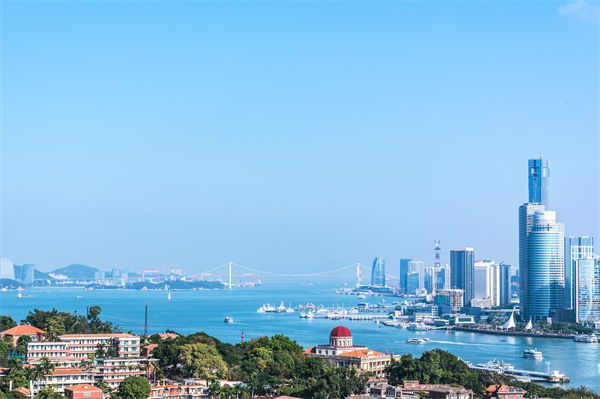 廈門營銷咨詢公司如何為企業(yè)定制精準(zhǔn)營銷策略？