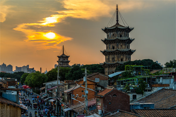 泉州集團(tuán)管控咨詢公司如何強(qiáng)化集團(tuán)集權(quán)與分權(quán)？