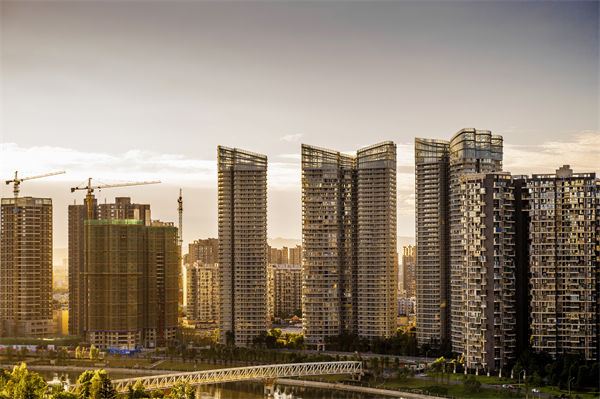 北上廣深樓市集體回暖，對(duì)制造型企業(yè)有何啟示？