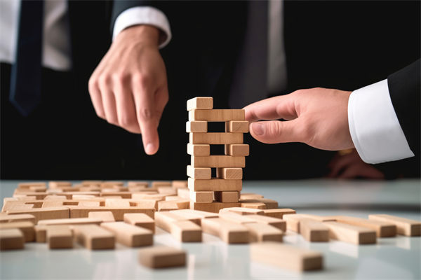 如何有效監(jiān)控并評(píng)估年度經(jīng)營(yíng)計(jì)劃的執(zhí)行效果與成果？