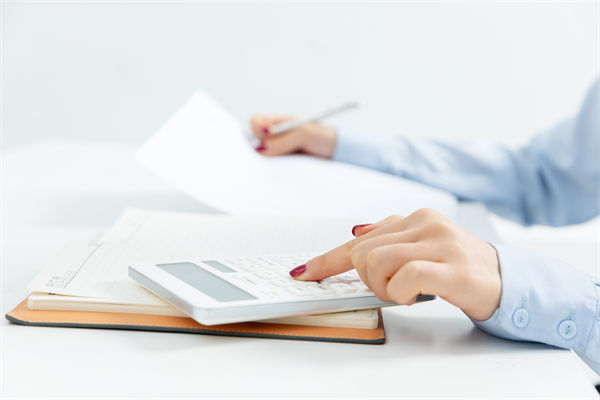 薪酬結(jié)構(gòu)如何設(shè)計才能最大化激勵員工積極性？