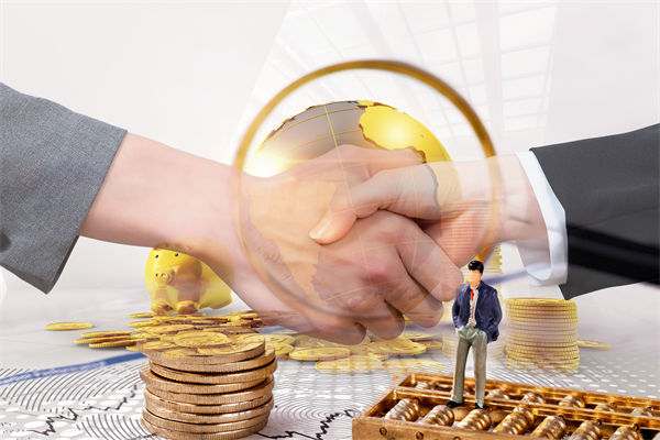 預算管理過程中，如何精準預測并控制成本支出？