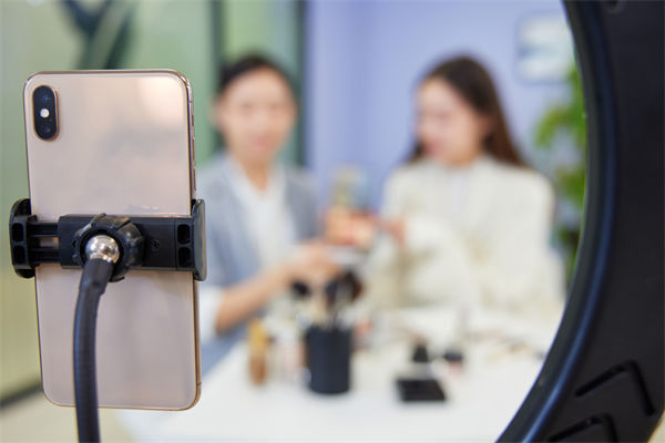 超200名國家一級演員開始做直播，精益生產(chǎn)怎么看？