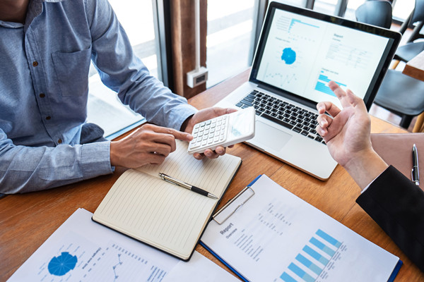 集團如何評估子公司績效，確保戰(zhàn)略目標實現(xiàn)？