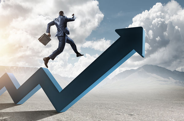 流量見頂、競(jìng)爭(zhēng)加劇，品牌營(yíng)銷管理如何開辟新增長(zhǎng)曲線？