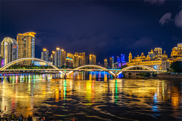 企業(yè)如何借助福州咨詢公司提升員工績效與團(tuán)隊(duì)效能？