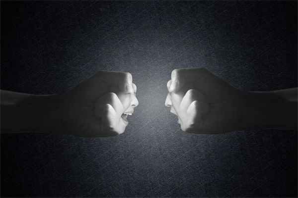 內(nèi)部矛盾重重，管理咨詢?nèi)绾沃χ亟ê椭C高效組織？