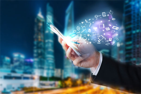 薪酬保密惹爭議，透明化管理能否化解員工信任危機？