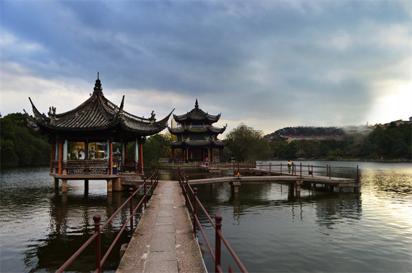 預(yù)算超支嚴(yán)重，臺(tái)州預(yù)算管理咨詢公司如何幫企業(yè)精準(zhǔn)控費(fèi)？