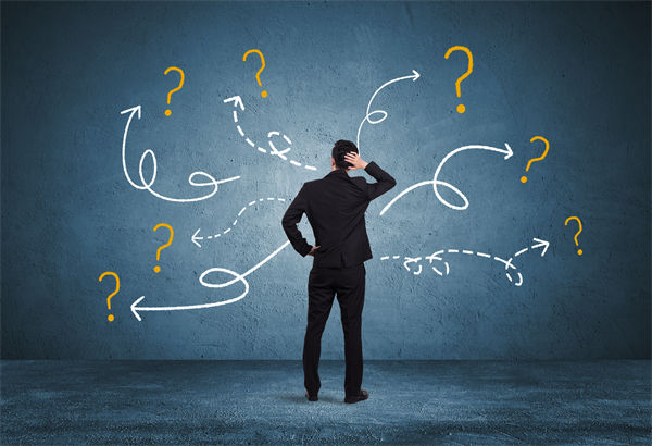 29歲男演員退圈回老家趕集擺攤，人力資源怎么看？