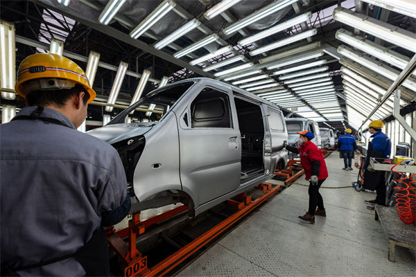 同行都在靠精益生產(chǎn)盈利，您的企業(yè)為何還在原地踏步？