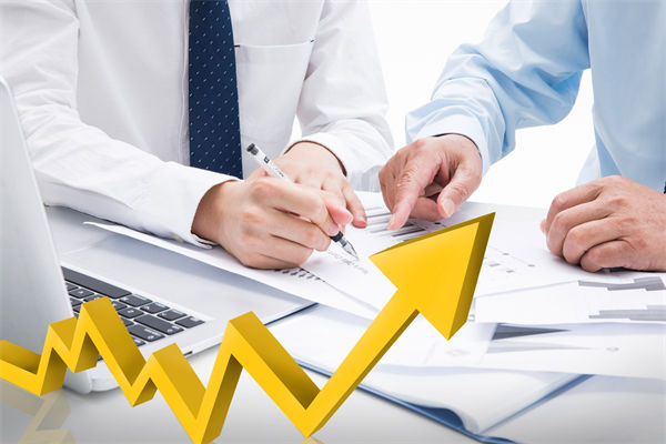 員工培訓(xùn)無(wú)效、成長(zhǎng)慢，人力資源管理怎樣定制高效方案？