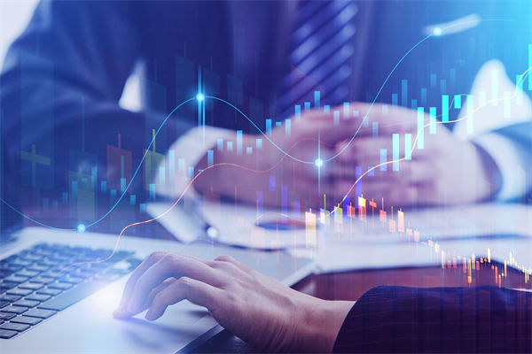 美線貨運訂艙就像“搶票”，制造業(yè)有什么看法？