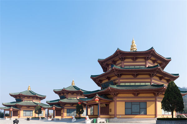 煙臺企業(yè)戰(zhàn)略模糊難落地？戰(zhàn)略咨詢公司如何精準錨定增長賽道？