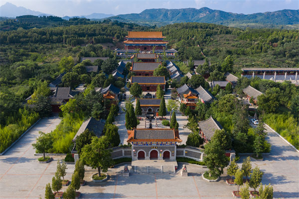 企業(yè)計(jì)劃年年空轉(zhuǎn)？煙臺年度經(jīng)營咨詢?nèi)绾巫屇繕?biāo)從模糊變可落地？