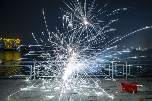 精益生產(chǎn)分析：湖南一花炮廠爆炸，現(xiàn)場升起蘑菇云