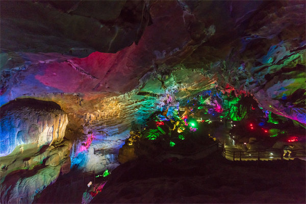 清遠(yuǎn)精益生產(chǎn)咨詢公司聚焦瓶頸，怎樣幫工廠突破效率提升臨界點(diǎn)？