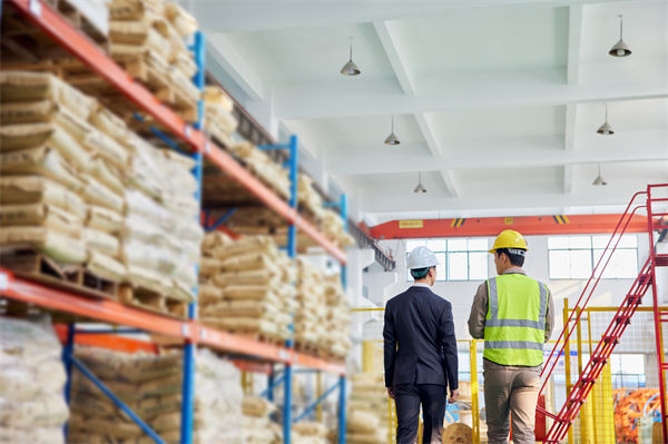 新員工融入難、老員工動(dòng)力不足，薪酬績效如何改善？