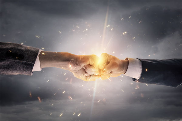 文化手冊(cè)寫(xiě)滿崇高理念，基層執(zhí)行為何總唱反調(diào)？