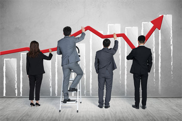 半年經(jīng)濟(jì)大考成績單透露哪些信號？企業(yè)有何啟示？